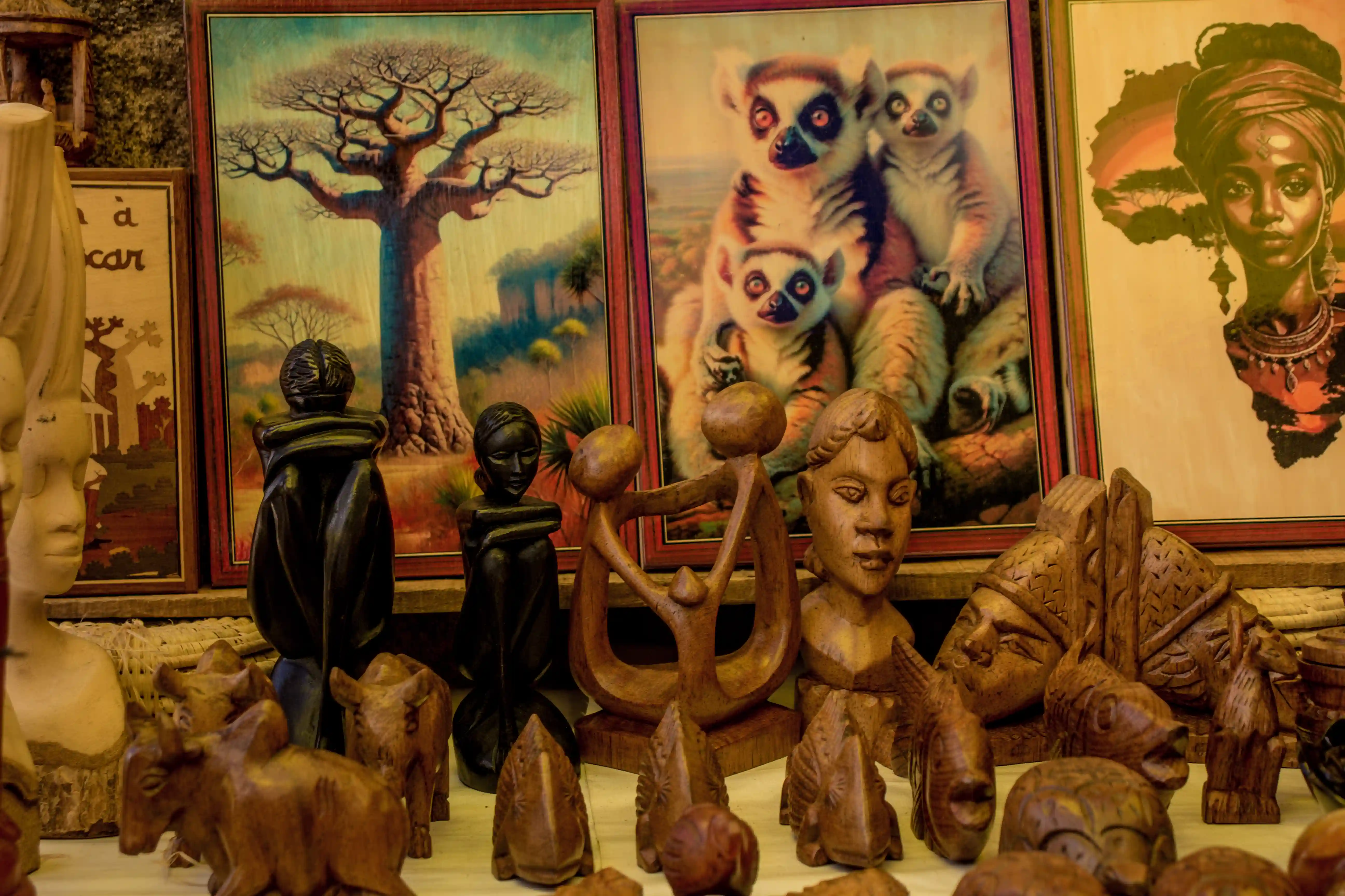 OPPORTUNITES & BuSINESS